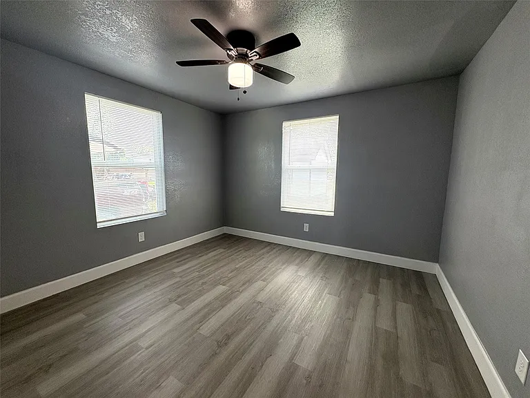 405 N Erskine St — Photo 11