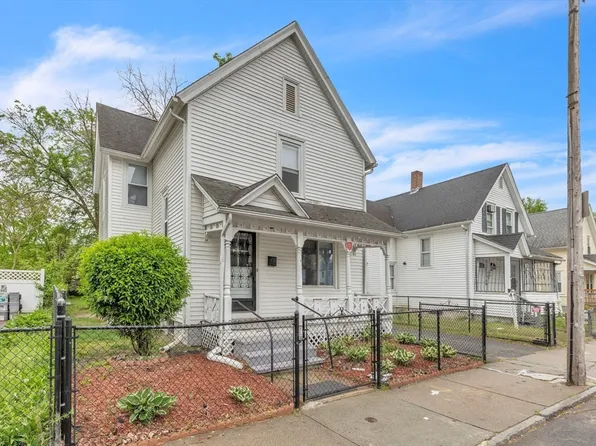 213 Tyler St, Springfield, MA 01109
