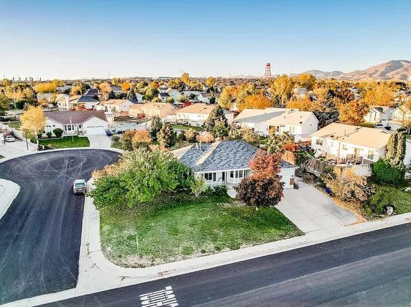 6051 W Richardson Ln, West Valley City, UT 84128