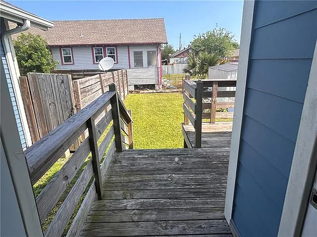 2551 N Tonti St — Photo 14
