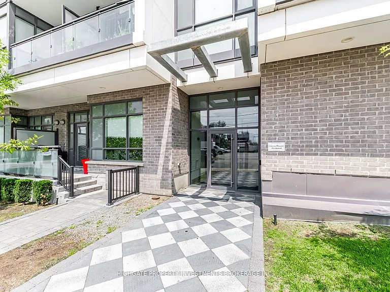 16 McAdam Ave #306 — Photo 2
