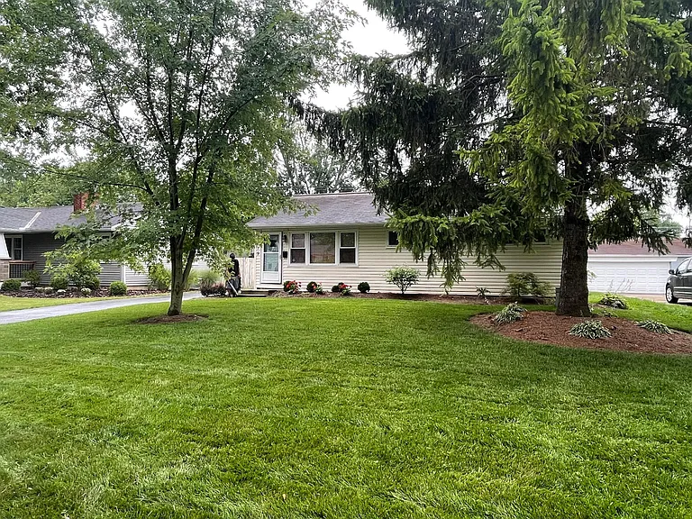 2519 Cranford Rd — Photo 2