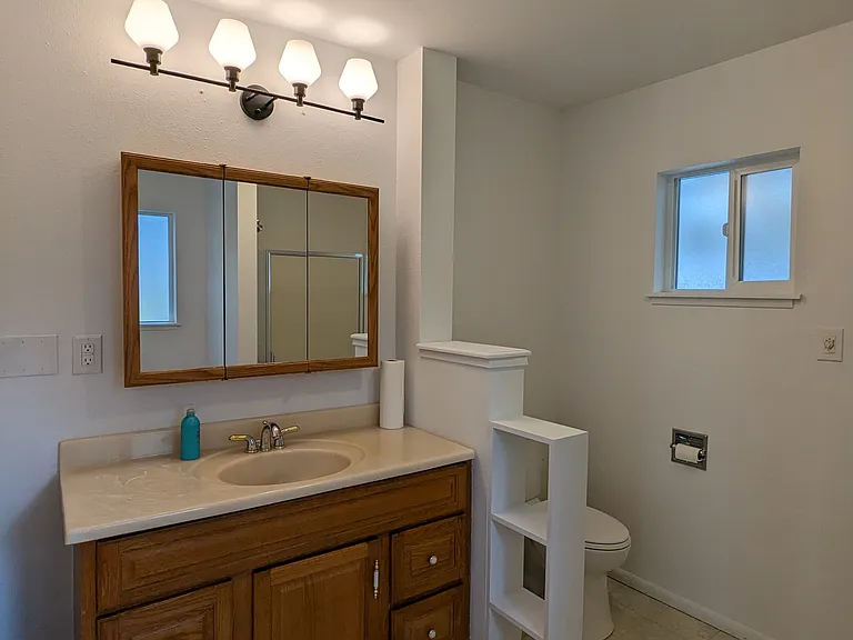 2428 Yew Street Rd — Photo 10