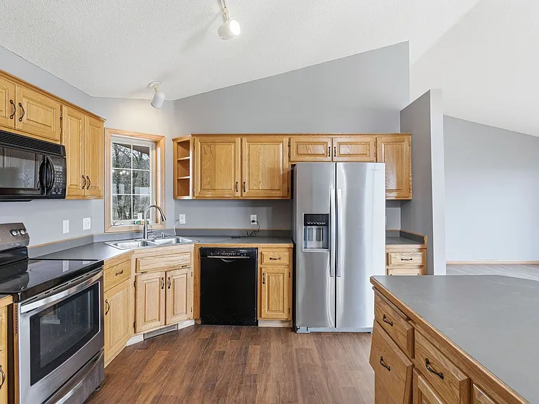 1778 Klondike Dr NE — Photo 7
