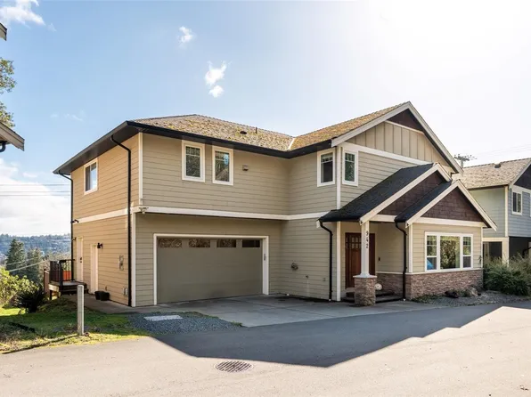 942 Arngask Ave, Langford, BC V9B 0G4