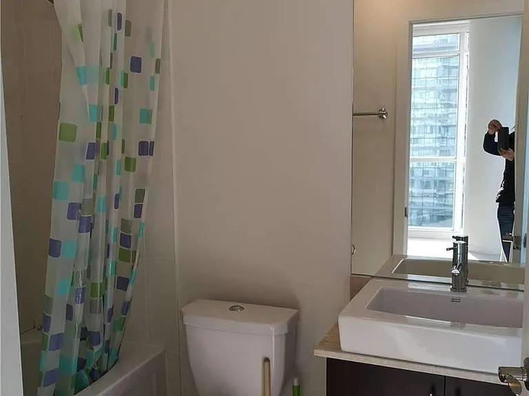 65 Bremner Blvd #2602 — Photo 6