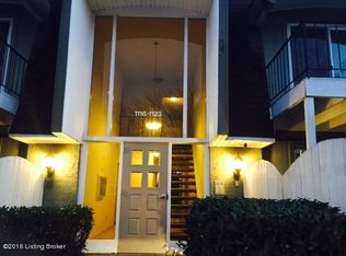 1121 La Fontenay Ct, Louisville, KY 40223