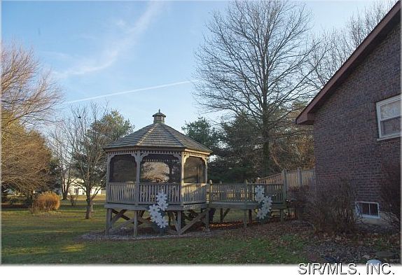 4th image of 368 Jo Lee Ln