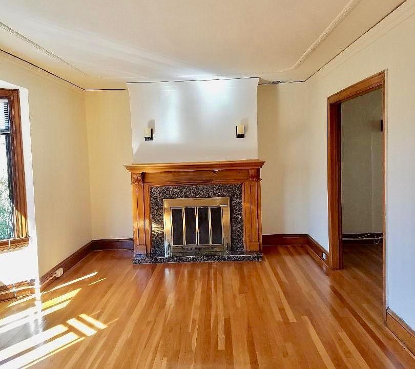1st image of 3424 Scott St