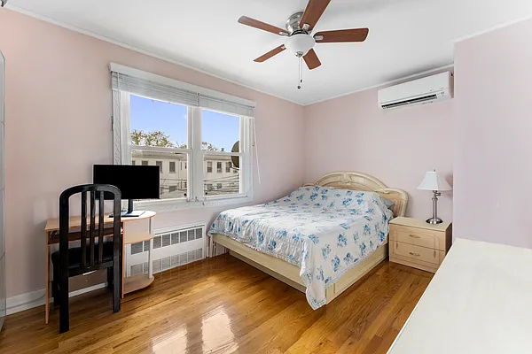 Rented by Compass | media 6
