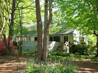 510 Hobbs Rd, Greensboro, NC 27403