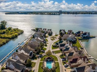 285 Keelson Dr, Detroit, MI 48215