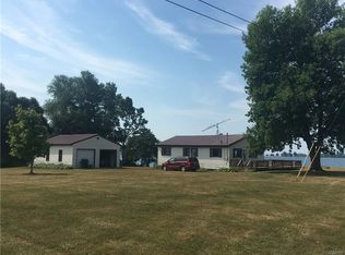 27480 Barracks Point Dr, Cape Vincent, NY 13618