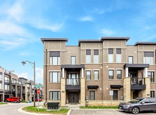 428 Rockwell Cmn, Oakville, ON L6H 0R7
