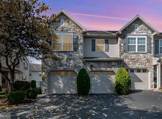 410 Mercury Dr, Mechanicsburg, PA 17050