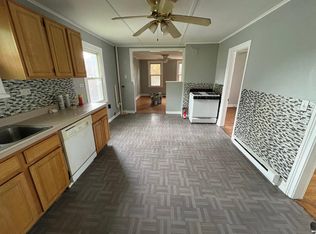 335 4th Ave #2, Troy, NY 12182