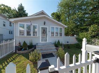 18 Maple Ave, North Brunswick, NJ 08902