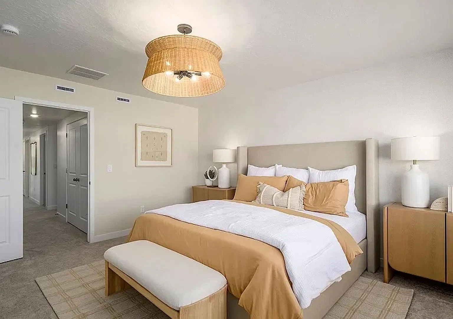 4 Bedrooms, 3.5 bathrooms Saratoga Springs Townhome — Photo 4