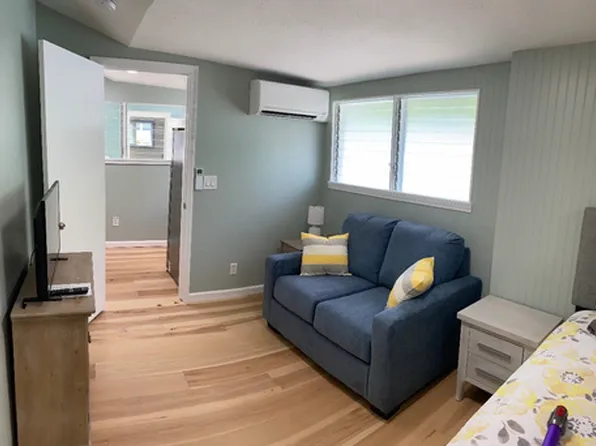 (undisclosed Address), Kailua, HI 96734