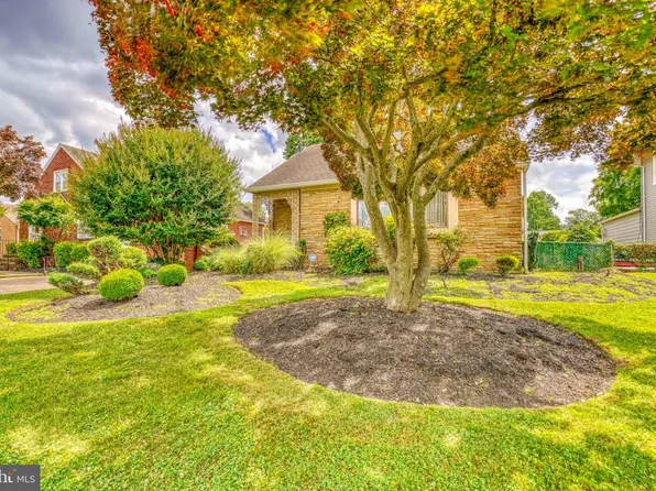 4620 Convent Ln, Philadelphia, PA 19114