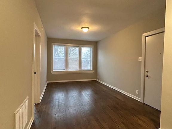 2nd image of 1501-1503 N Kolin W 1501 #4316-4322-3