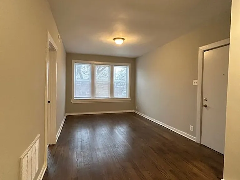1501-1503 N Kolin 4316 4322 W — Photo 23