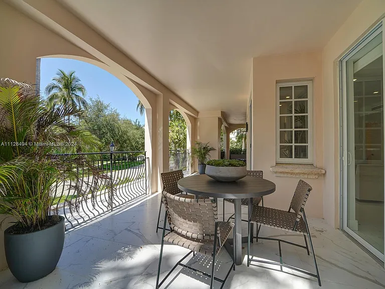 19117 Fisher Island Dr #19117 — Photo 19