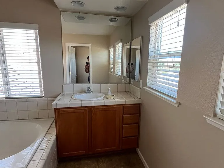 1520 Manzanita Way — Photo 21