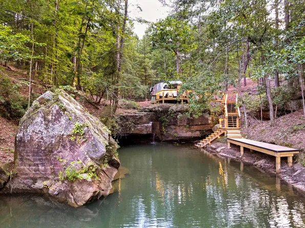 399 Lake Pointe Dr, Arley, AL 35541