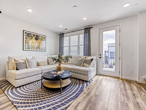Contour Family Room at Uplands in Westminster, CO