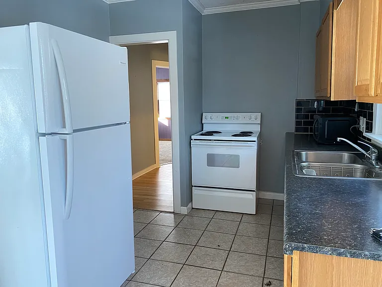 1429 Idaho Ave S — Photo 7