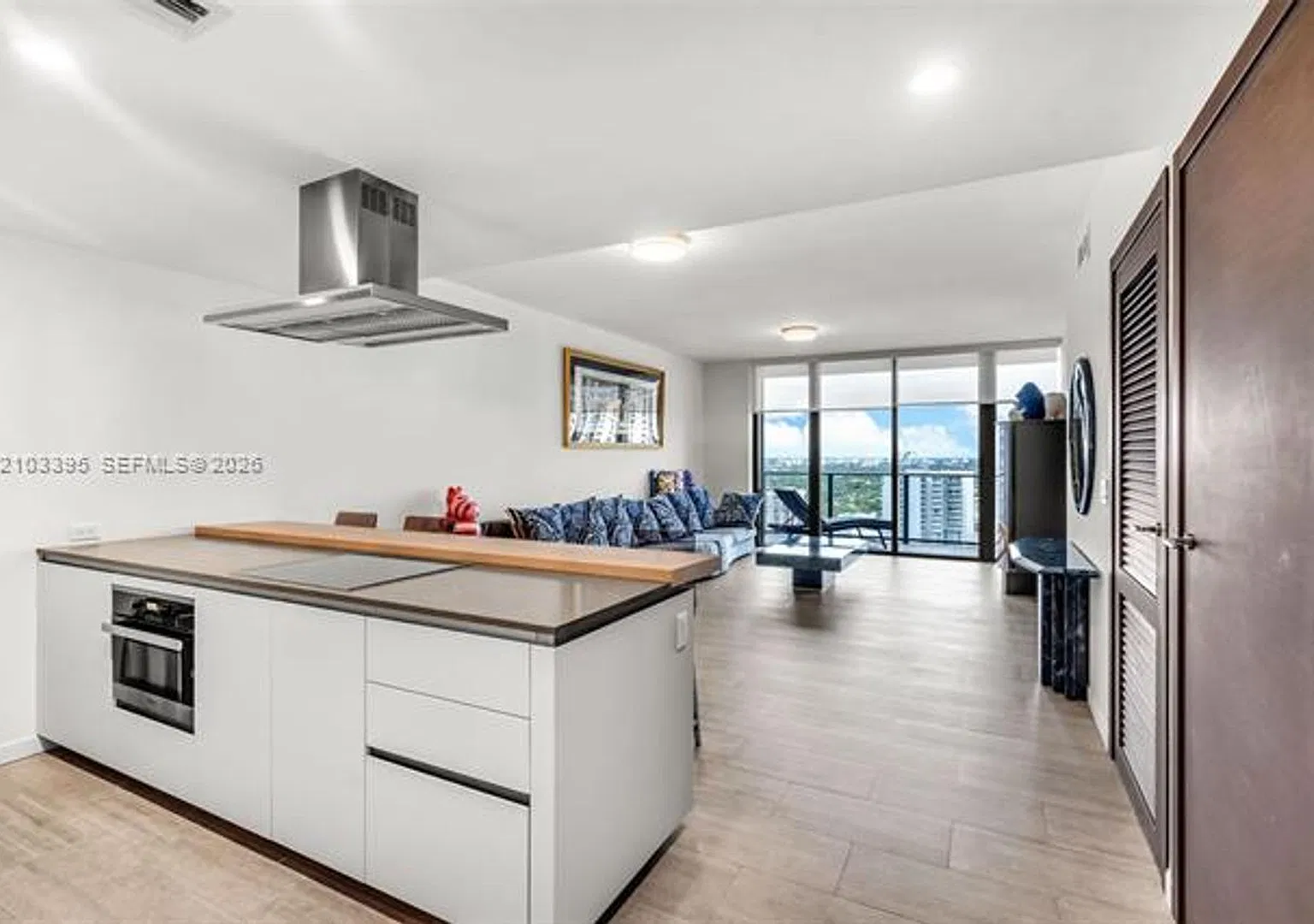 1000 Brickell Plz cu-3110, Miami, FL 33131 — Photo 2