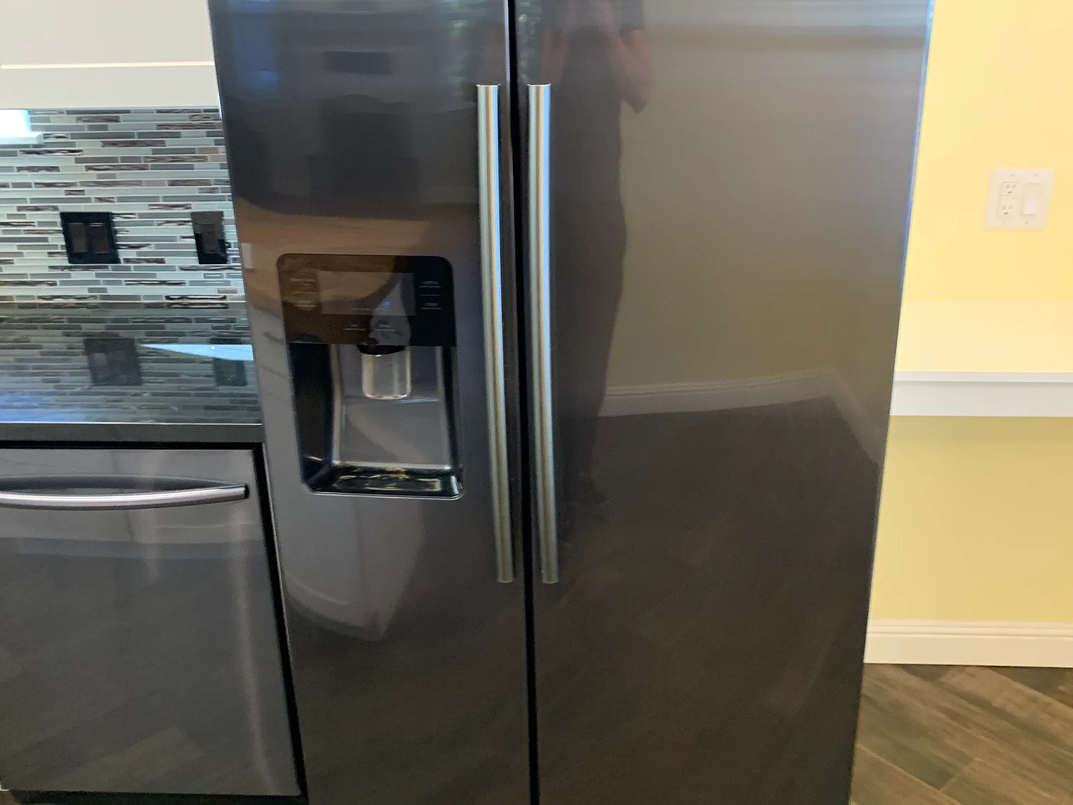 2 bed, 1000 sqft, $1,825 — Photo 4