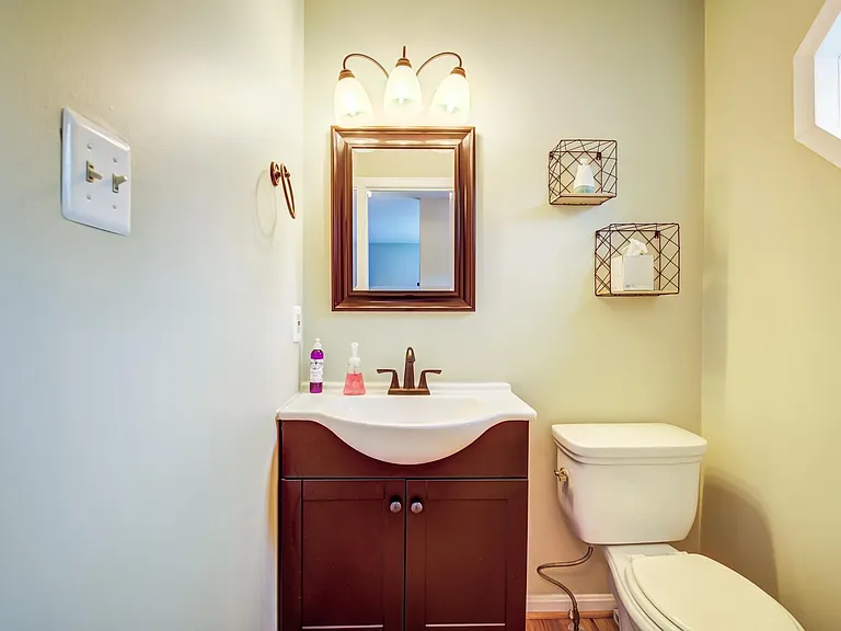 7112 Lake Cove Dr — Photo 35