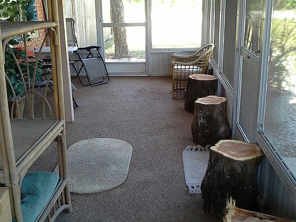 Front Lanai