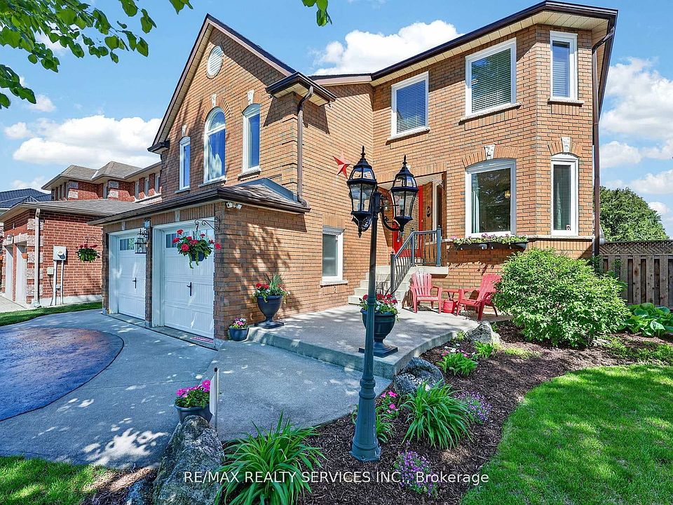1st image of 150 Royal Valley Dr
