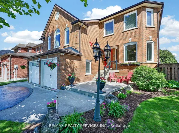150 Royal Valley Dr, Caledon, ON L7C 1B3