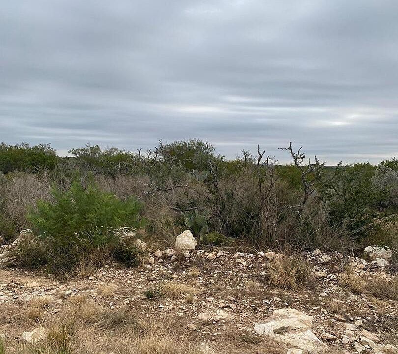 2nd image of 644 LEGEND HILLS RD LOT 30