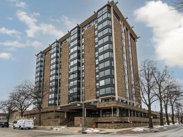207 5th Ave SW APT 607, Rochester, MN 55902