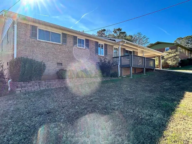 4642 Elmhurst Dr — Photo 48
