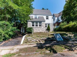 87 Merrison St, Teaneck, NJ 07666