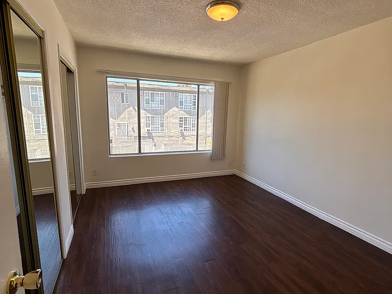 4100 W 1st St — Photo 10