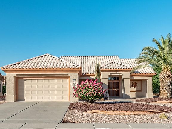 3rd image of 15716 W HERITAGE Drive