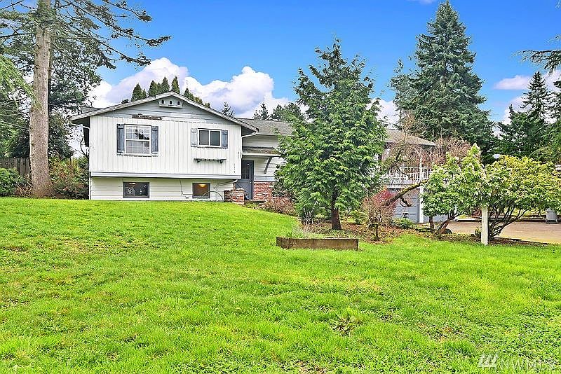 1st image of 6114 130th Ave NE
