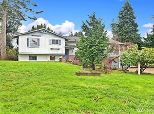 6114 130th Ave NE, Kirkland, WA 98033