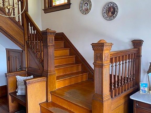 Foyer Grand Staircase