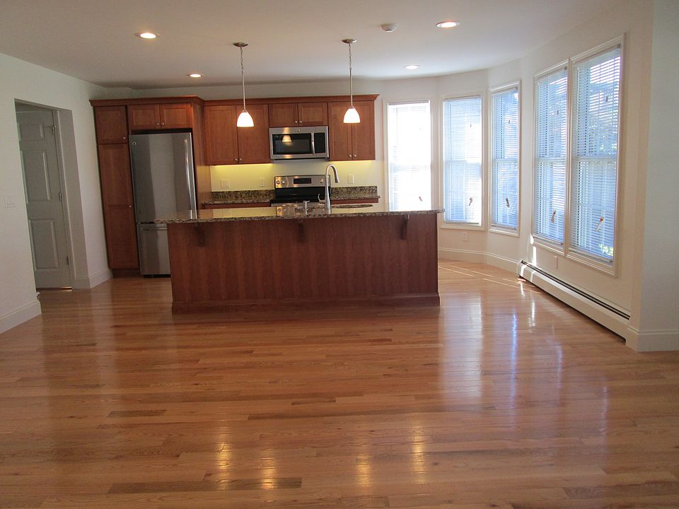 living to kitchen