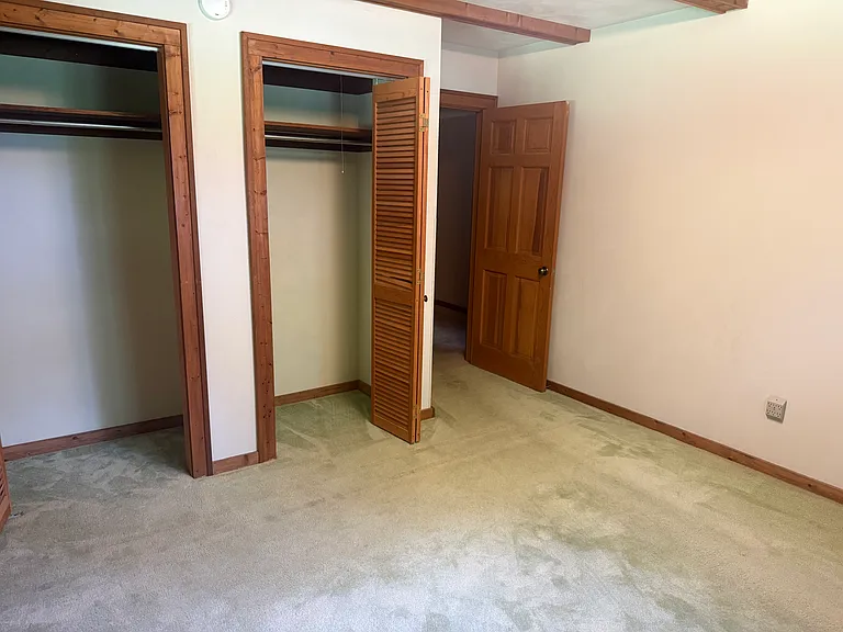 5170 Urbana Rd — Photo 15