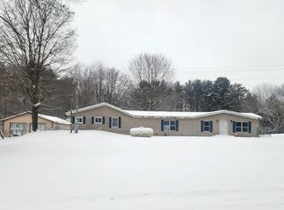 25113 12th Ave, Gobles, MI