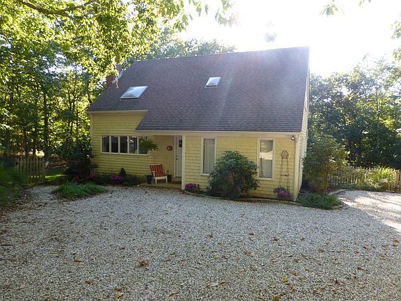 2nd image of 11 Scrimshaw Dr